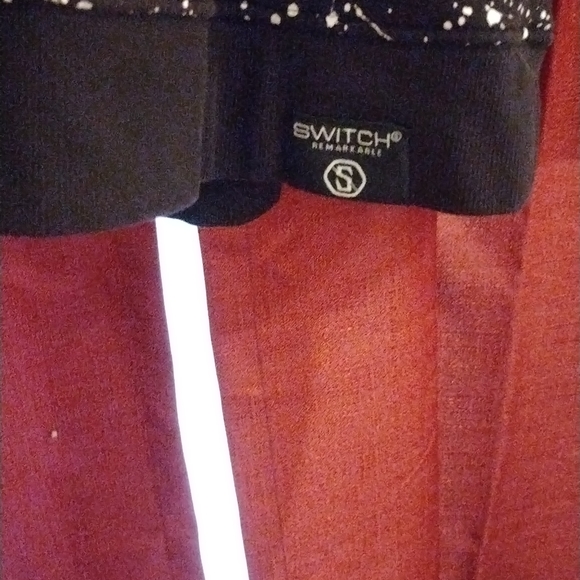 Switch remarkable hoodie - Picture 2 of 4